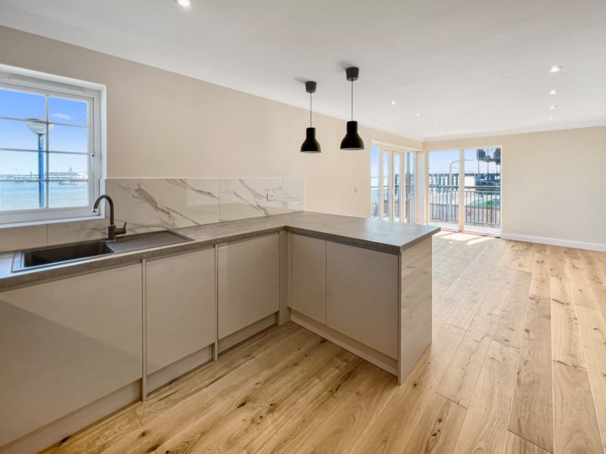 Images for Baltic Wharf, Clifton Marine Parade, Gravesend, Kent, DA11