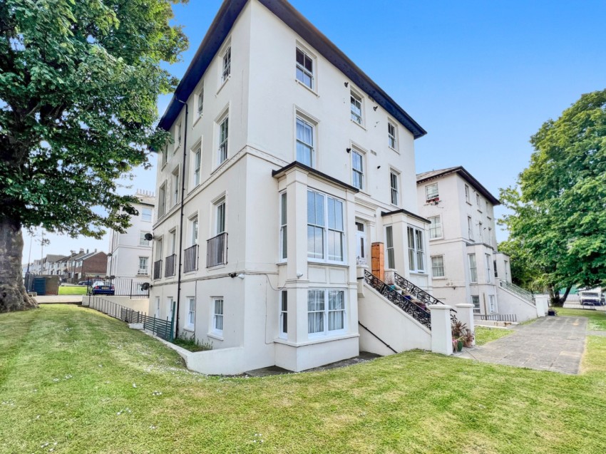 Images for Lansdowne Square, Northfleet, Kent, DA11
