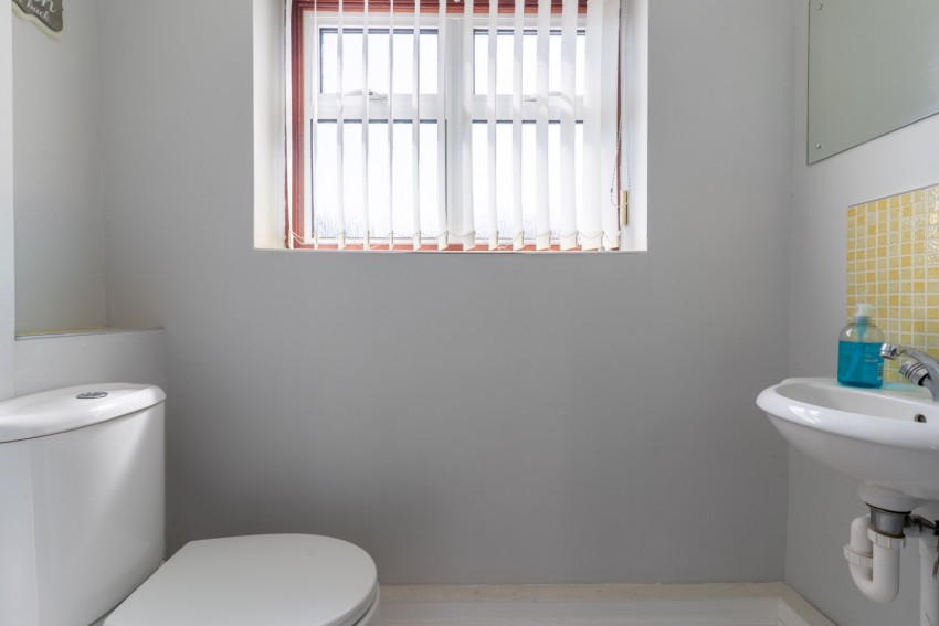 Images for Latona Drive, Gravesend, Kent, DA12 4RS