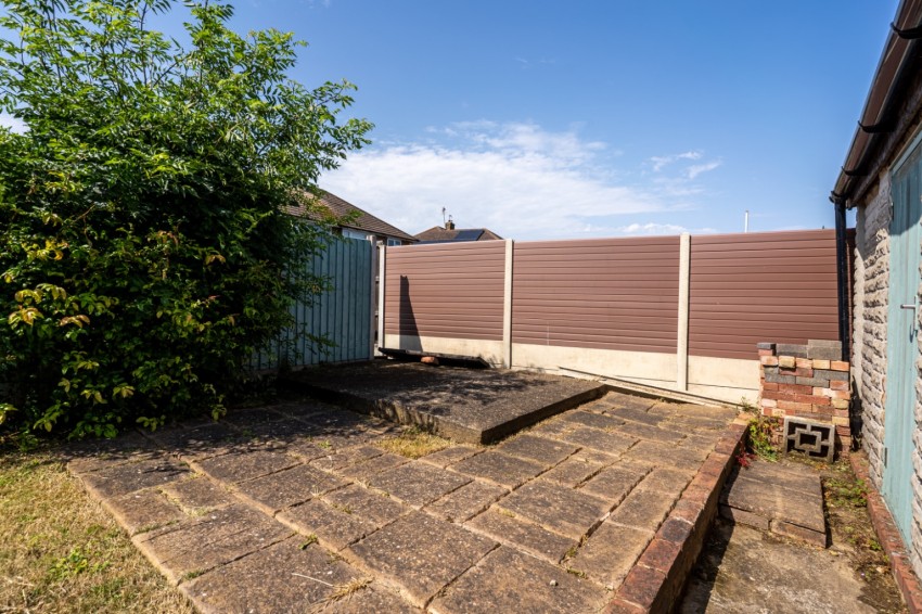 Images for Latona Drive, Gravesend, Kent, DA12 4RS