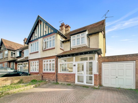 View Full Details for Cross Lane East, Gravesend, Kent, DA12