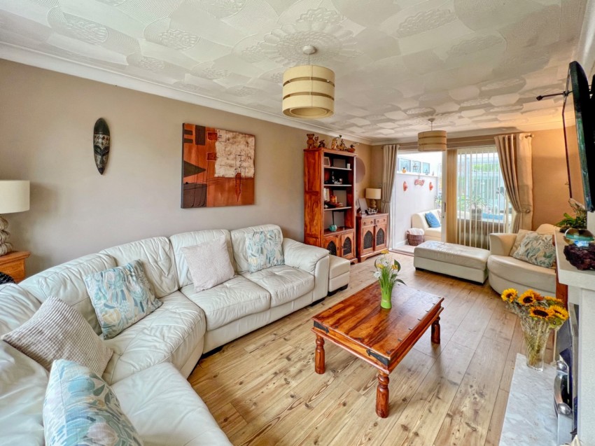 Images for Livingstone Road, Gravesend, DA12