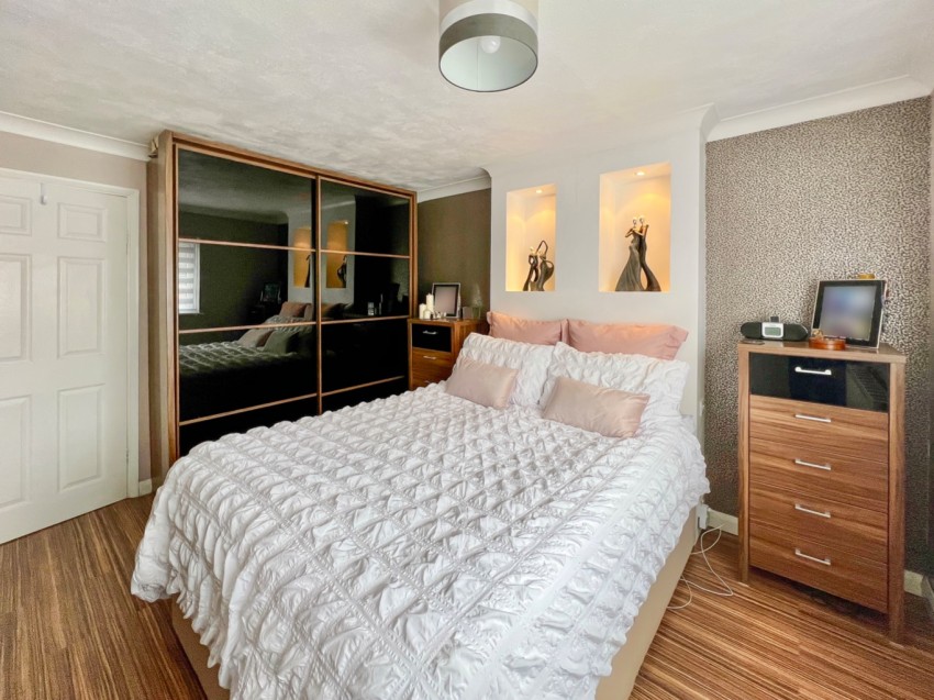 Images for Livingstone Road, Gravesend, DA12