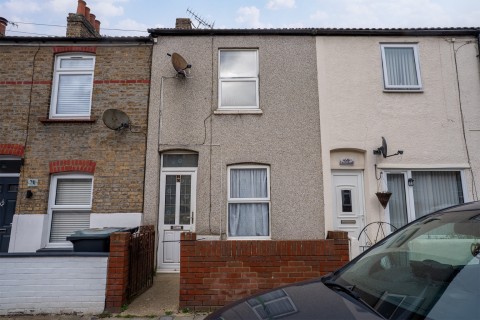 View Full Details for Nelson Road, Northfleet, Gravesend, Kent, DA11 7EF