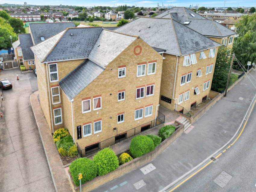 Images for The Pavilion, Wrotham Road, Gravesend, Kent, DA11