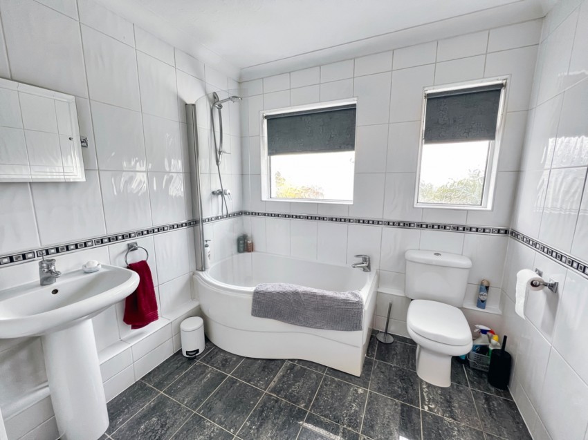 Images for Central Avenue, Gravesend, Kent, DA12