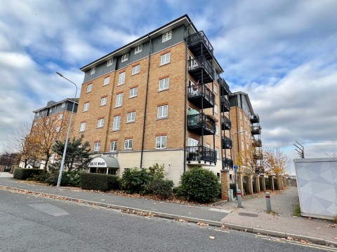 View Full Details for Baltic Wharf, Clifton Marine Parade, Gravesend, Kent, DA11 0DR