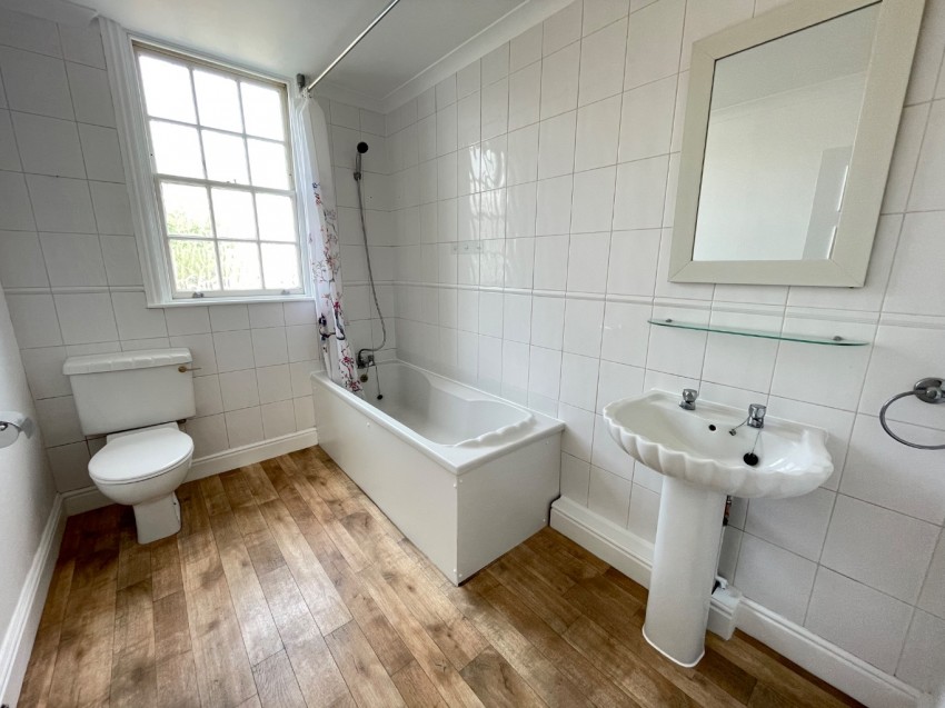 Images for Tolhurst House, 1 Victoria Road, Northfleet, Gravesend, Kent, DA11 8RY