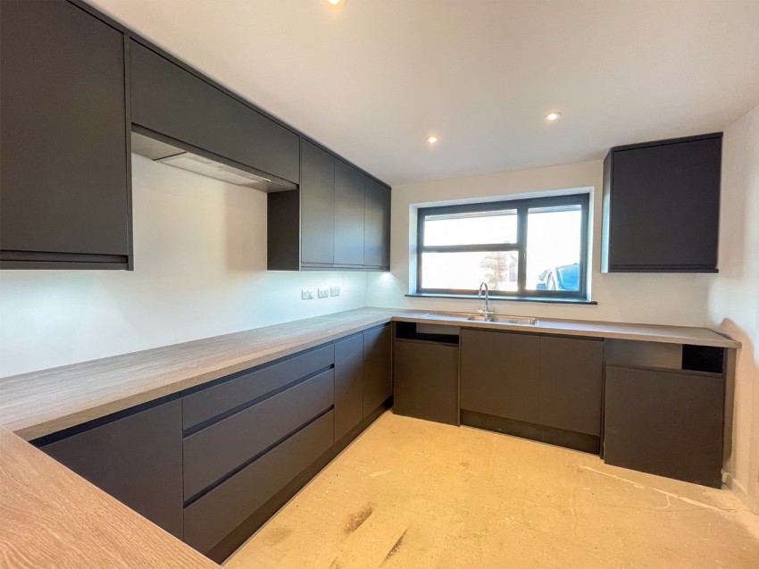 Images for Spring Grove, Gravesend, Kent, DA12