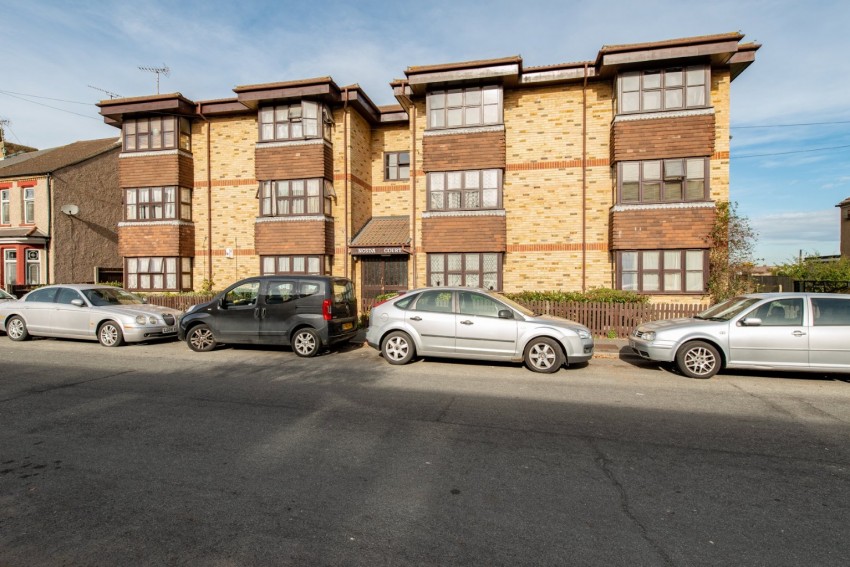 Images for Kingsdale Court, Milton Road, Swanscombe, Kent, DA10 0LX