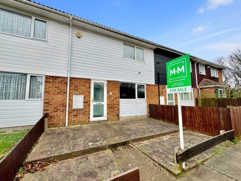 View Full Details for Kenia Walk, Gravesend, Kent, DA12