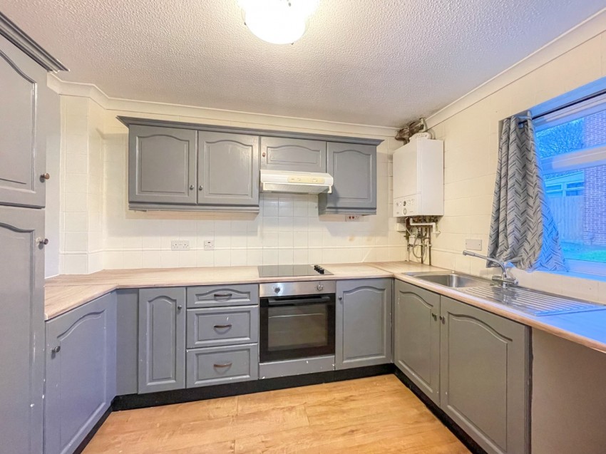 Images for Thistledown, Gravesend, Kent, DA12