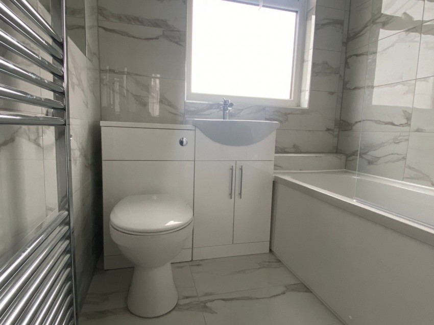 Images for Gerald Road, Gravesend, Kent, DA12 2HT