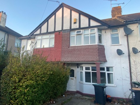 View Full Details for St. Marks Avenue, Northfleet, Gravesend, Kent, DA11 9LJ