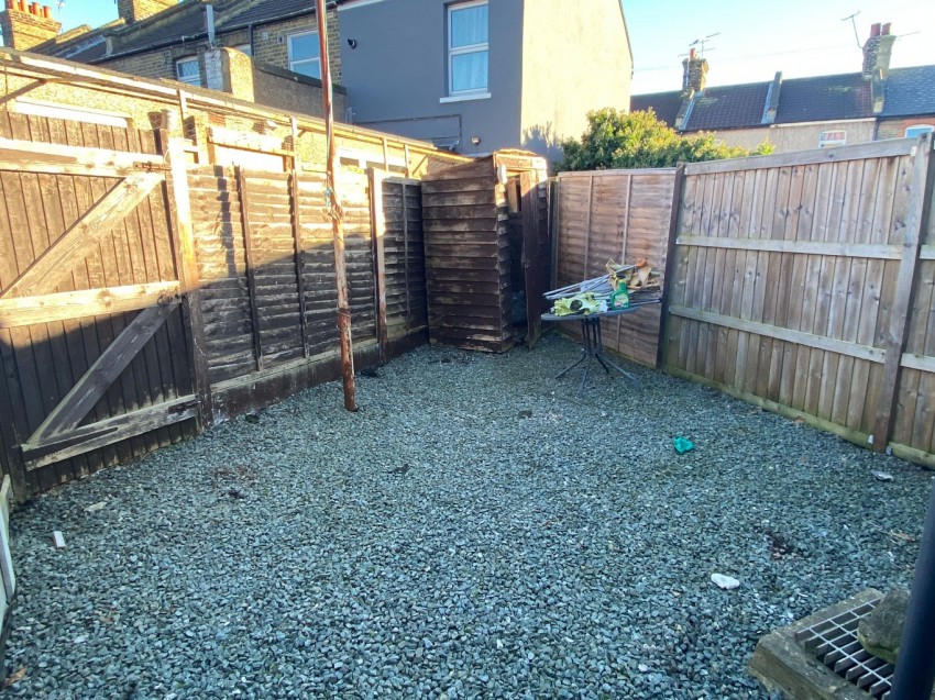 Images for Springhead Road, Northfleet, Gravesend, Kent, DA11 9QT