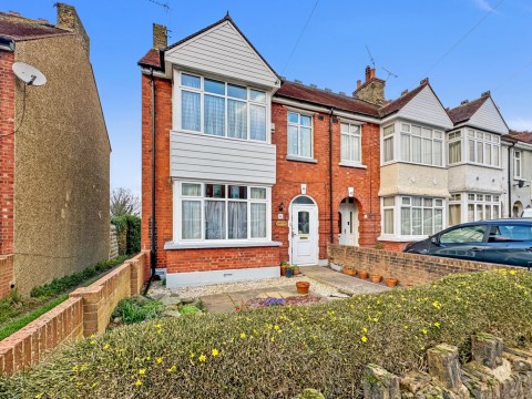 View Full Details for Hillingdon Road, Gravesend, Kent, DA11