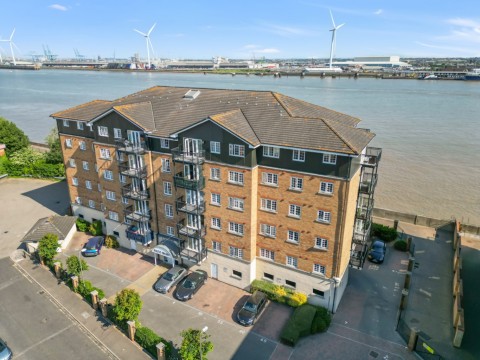 View Full Details for Baltic Wharf, Clifton Marine Parade, Gravesend, Kent, DA11