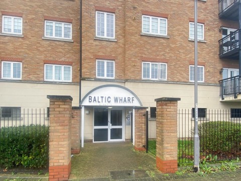 View Full Details for Baltic Wharf, Clifton Marine Parade, Gravesend, Kent, DA11 0DR