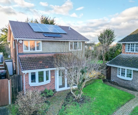View Full Details for Aintree Close, Gravesend, DA12