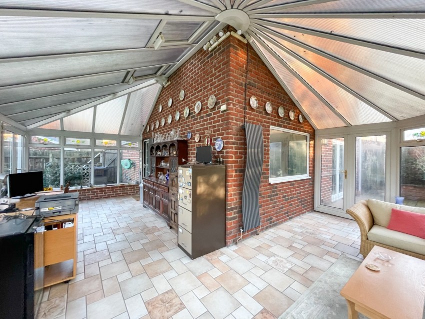 Images for Aintree Close, Gravesend, DA12