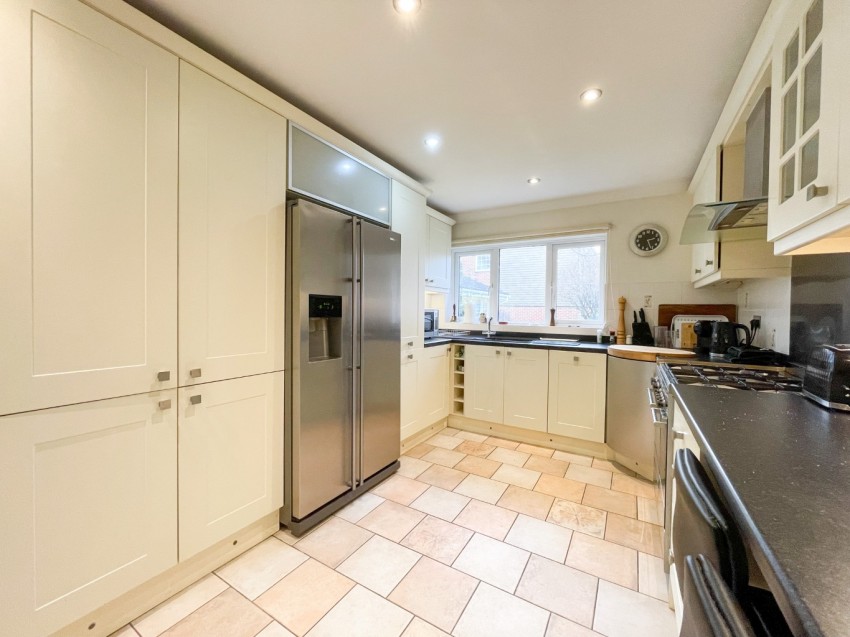 Images for Aintree Close, Gravesend, DA12