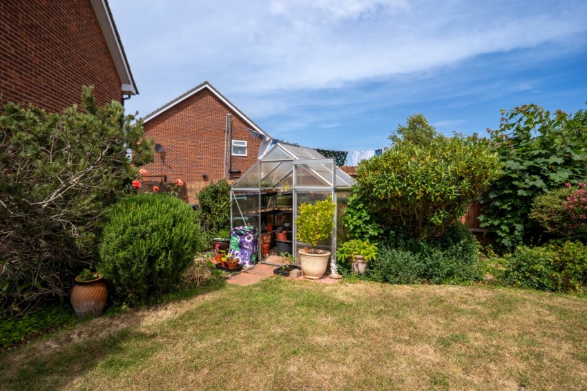 Images for Sara Park, Gravesend, Kent, DA12 4SB