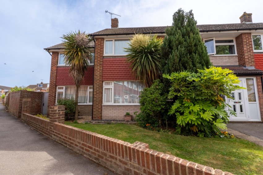 Images for Sara Park, Gravesend, Kent, DA12 4SB