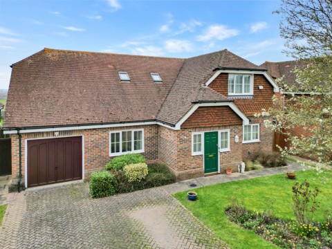 View Full Details for Birch Close, New Barn, Longfield, Kent, DA3 7LH