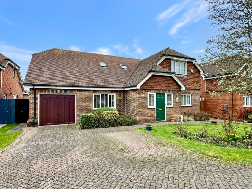 Images for Birch Close, New Barn, Longfield, Kent, DA3 7LH