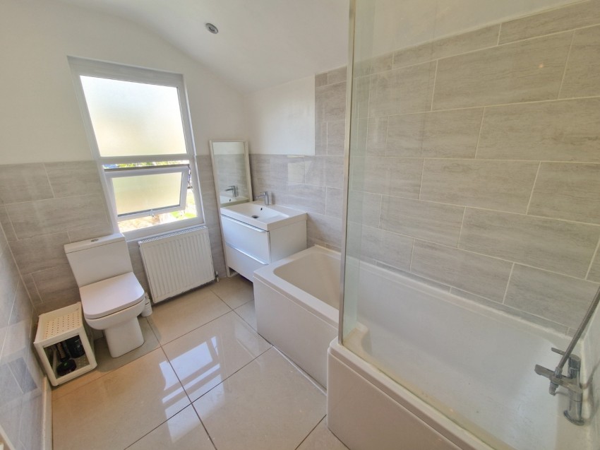 Images for Suffolk Road, Gravesend, DA12