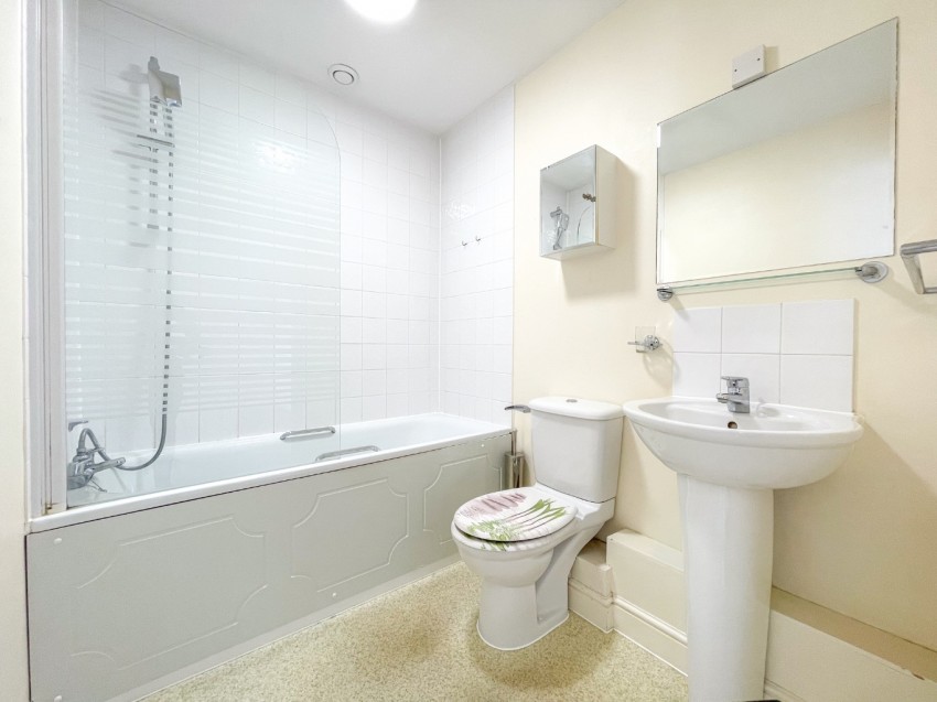 Images for Amazon Court, Admirals Way, Gravesend, Kent, DA12