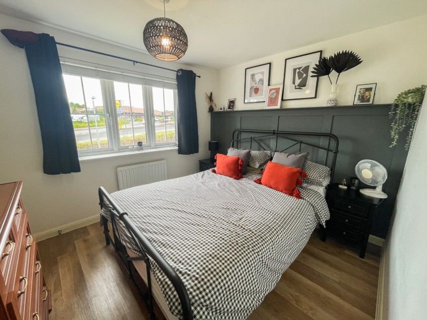 Images for Harvest Lane, Gravesend, DA11