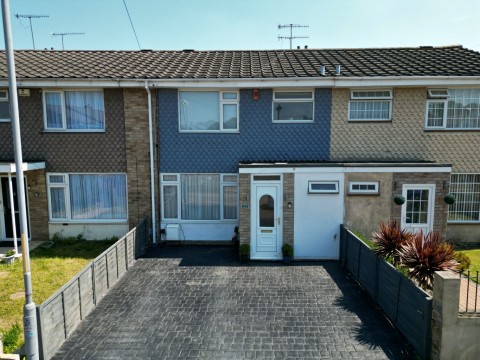 View Full Details for Roehampton Close, Gravesend, Kent, DA12