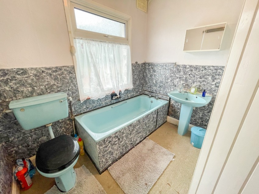 Images for Milton Avenue, Gravesend, Kent, DA12