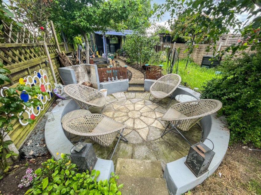 Images for Rural Vale, Northfleet, Gravesend, Kent, DA11
