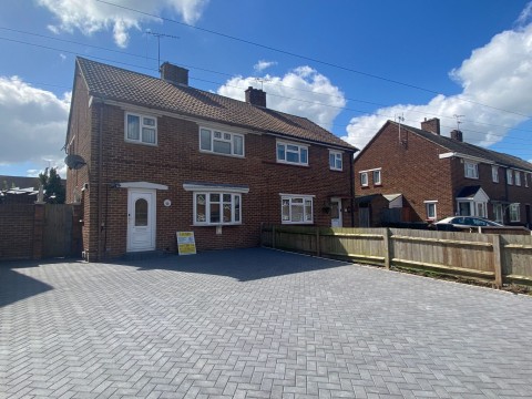 View Full Details for Dene Holm Road, Northfleet, Gravesend, Kent, DA11 8LN