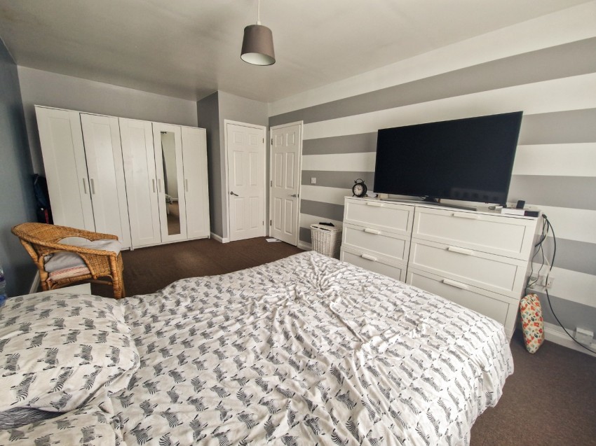 Images for Parkwoods, Rochester Road, Gravesend, Kent, DA12 2DW