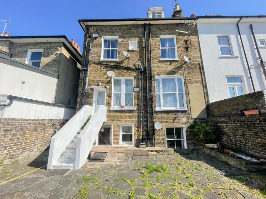 Images for Overcliffe, Gravesend, Kent, DA11 0EH