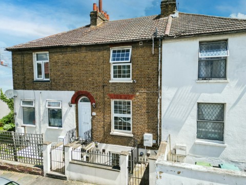 View Full Details for Peacock Street, Gravesend, Kent, DA12