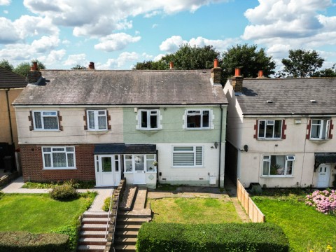 View Full Details for Vale Road, Northfleet, Gravesend, Kent, DA11