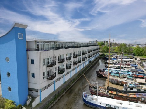 View Full Details for Venture Court, Canal Road, Gravesend, Kent, DA12 2AT