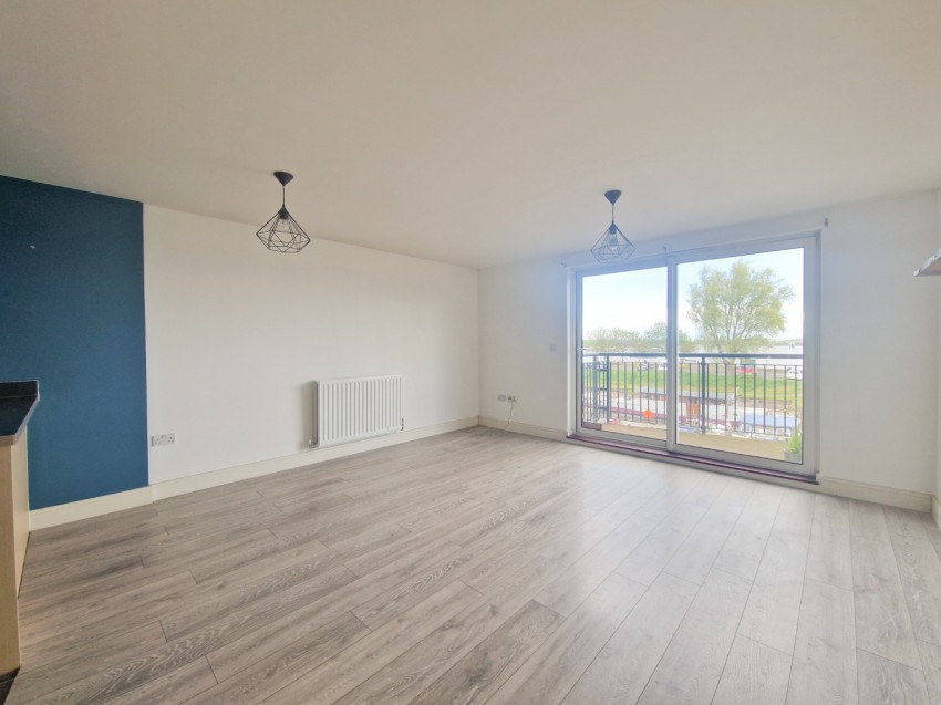 Images for Venture Court, Canal Road, Gravesend, Kent, DA12 2AT