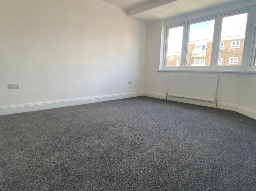 Images for London Road, Northfleet, Gravesend, Kent, DA11 9LF