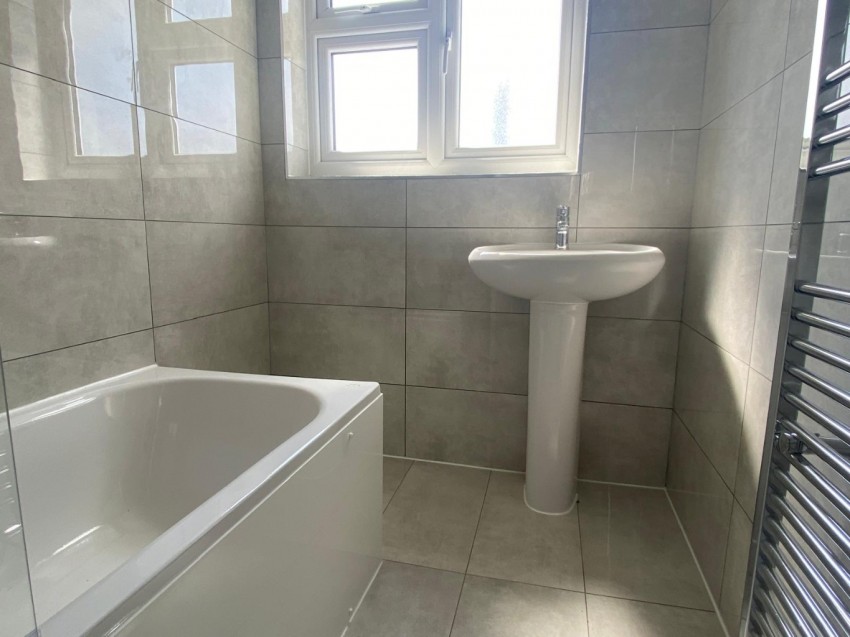 Images for London Road, Northfleet, Gravesend, Kent, DA11 9LF