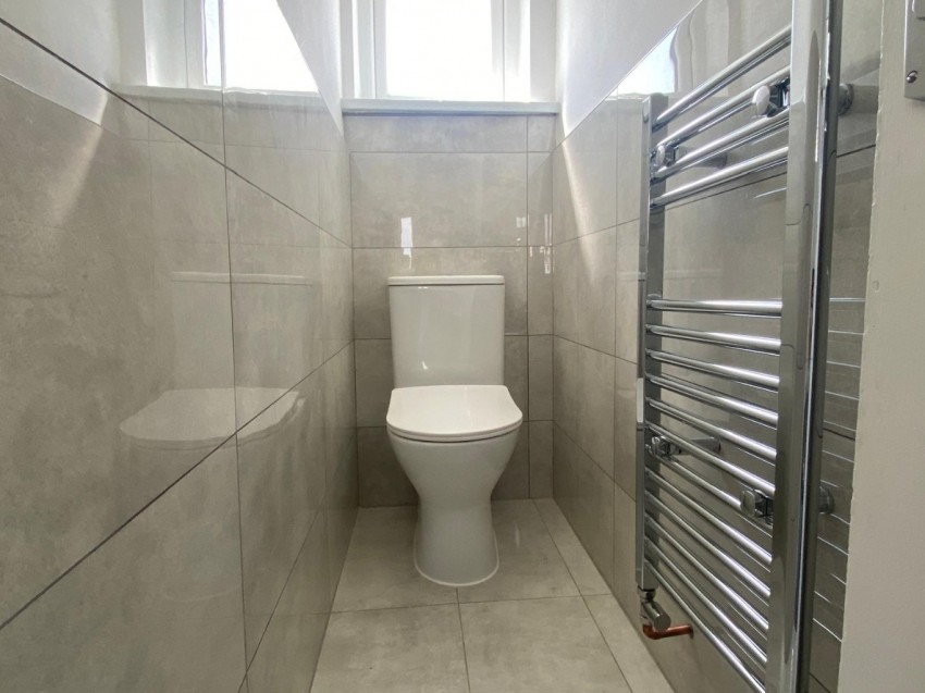 Images for London Road, Northfleet, Gravesend, Kent, DA11 9LF