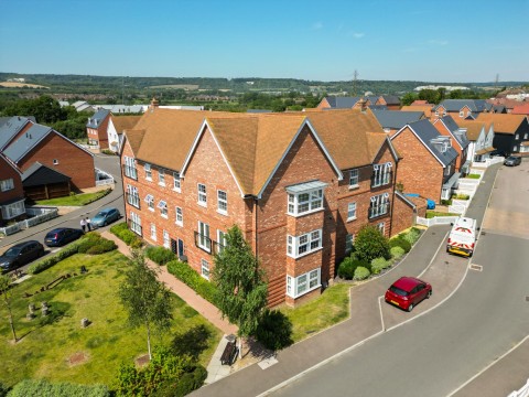 View Full Details for Tolhurst Hall, 2 Newcomen Lane, Wouldham, Rochester, Kent, ME1