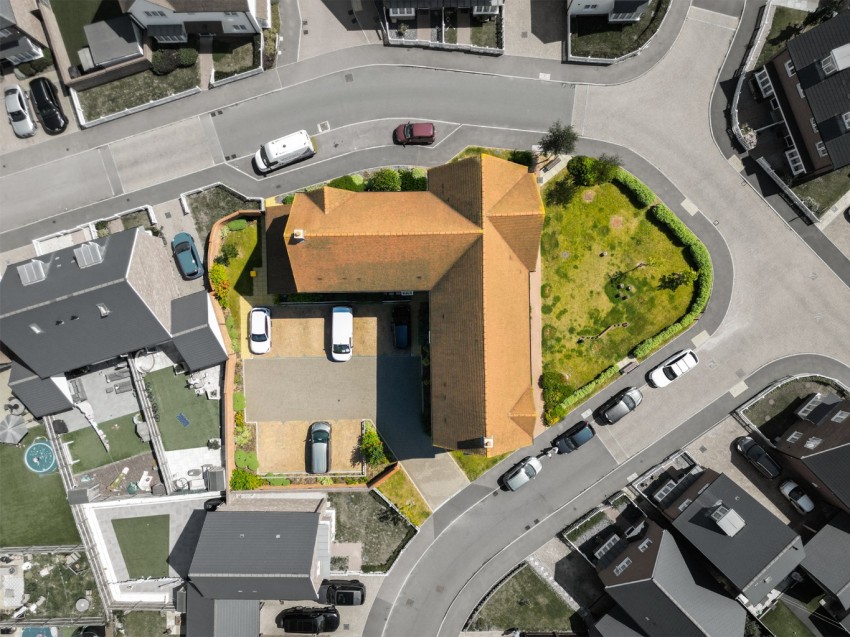 Images for Tolhurst Hall, 2 Newcomen Lane, Wouldham, Rochester, Kent, ME1