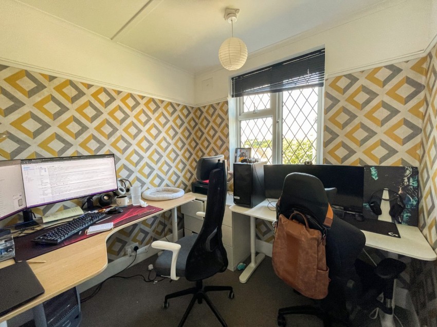 Images for Pine Avenue, Gravesend, Kent, DA12 1QZ