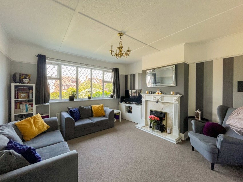 Images for Pine Avenue, Gravesend, Kent, DA12 1QZ