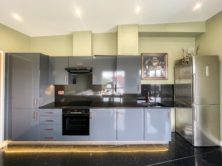 Images for Southfields Green, Gravesend, Kent, DA11